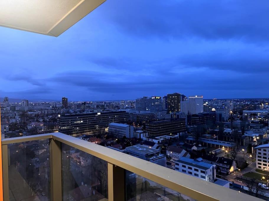 Danubius 1805 Apartment Братислава Екстериор снимка